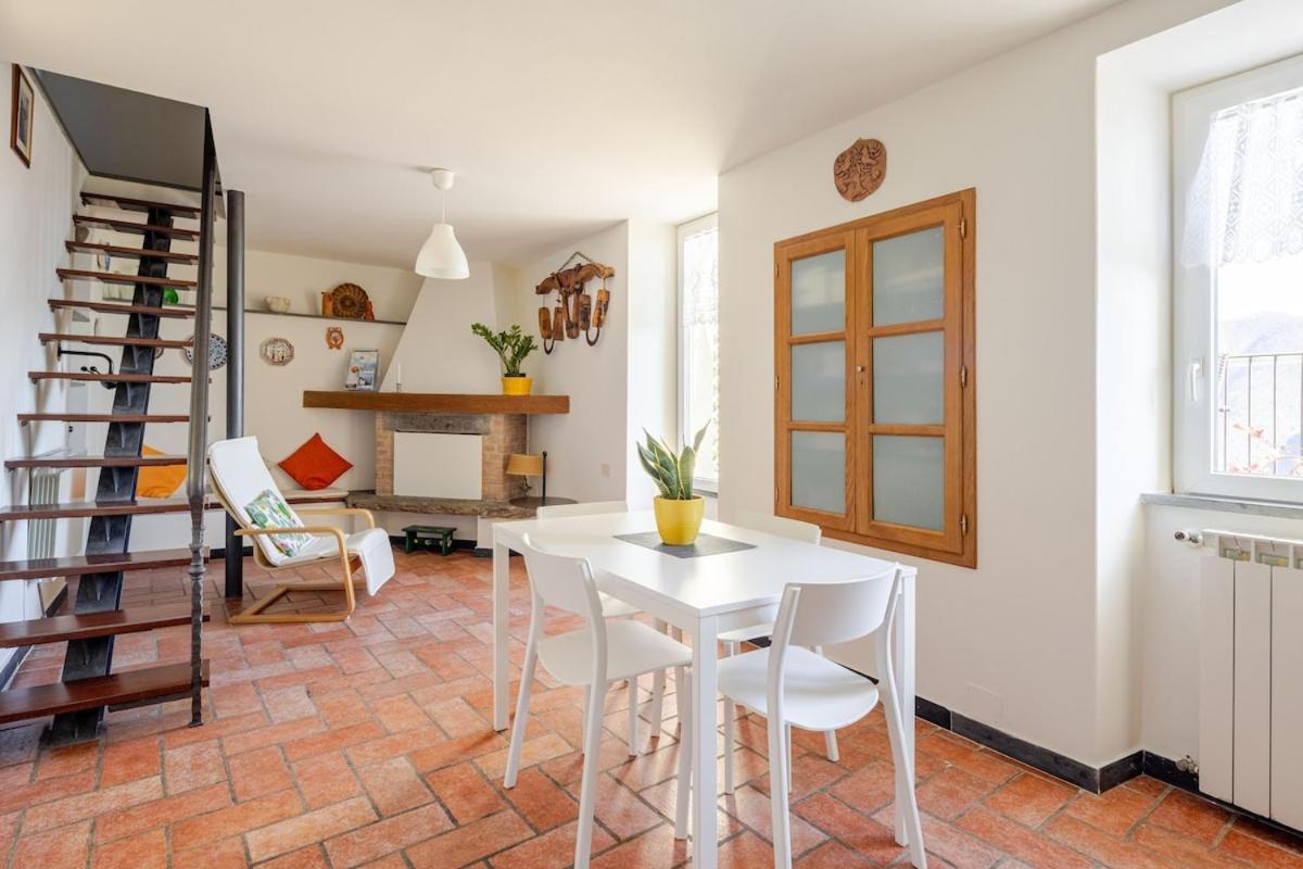 Quiet And Cozy Home With Wi-Fi Casa Prearino ヴェルナッツァ エクステリア 写真